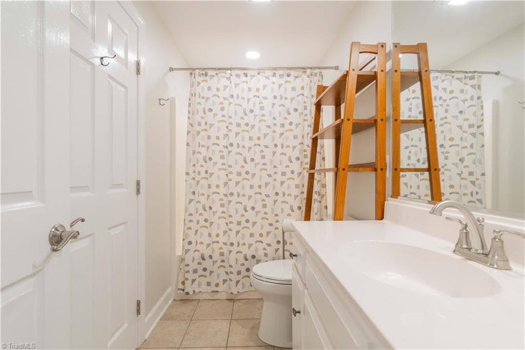 Stick/Site Built at 185 Westhaven Circle, Winston-Salem NC 27104, Winston-Salem, photo 28 of 50
