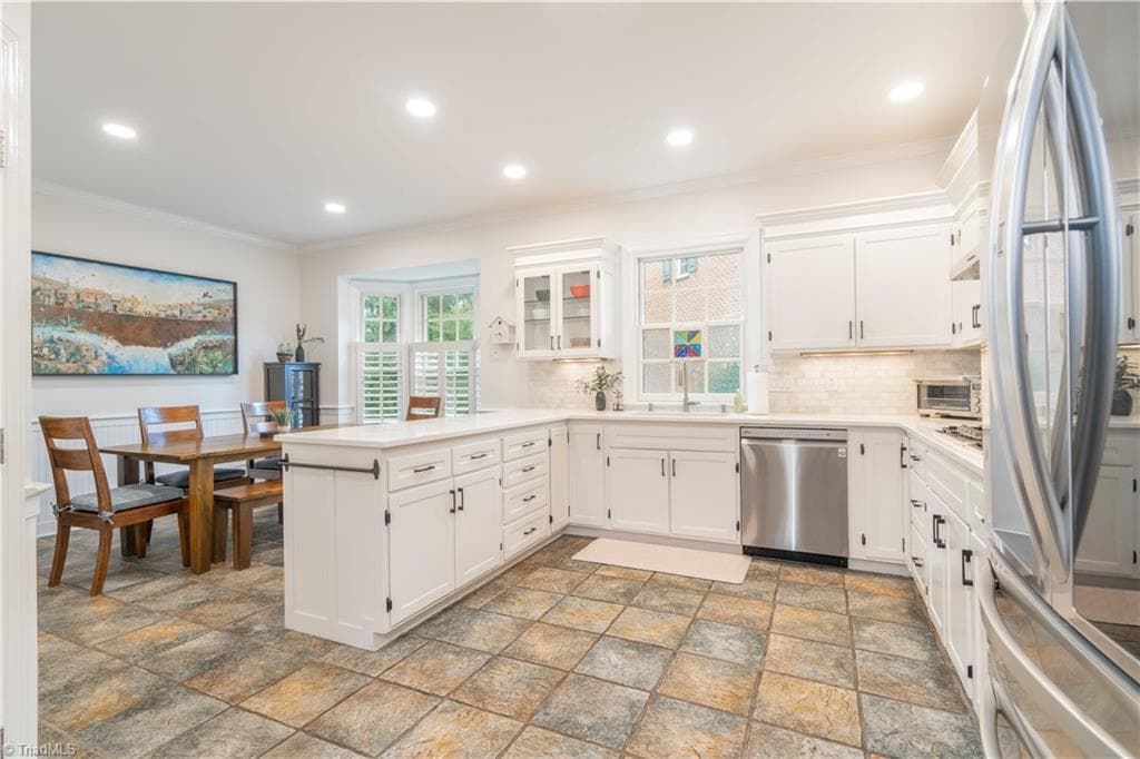 Stick/Site Built at 185 Westhaven Circle, Winston-Salem NC 27104, Winston-Salem, photo 9 of 50