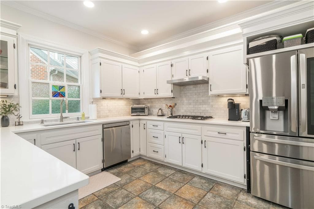 Stick/Site Built at 185 Westhaven Circle, Winston-Salem NC 27104, Winston-Salem, photo 10 of 50