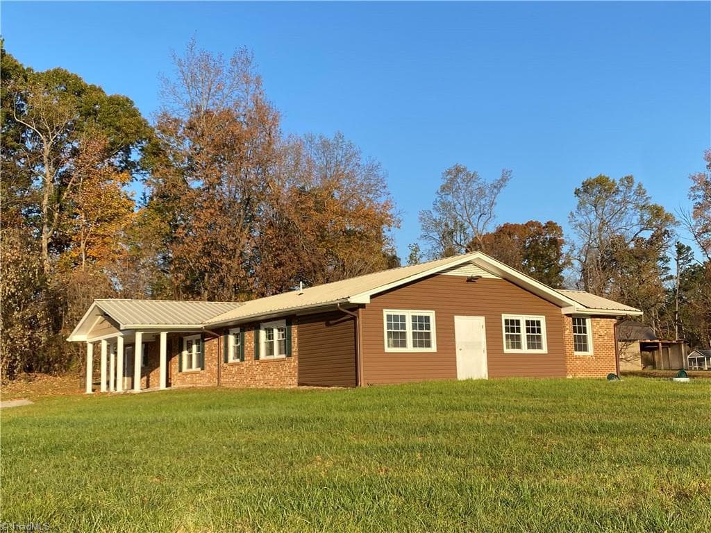 Rooming House at 2500 Olivet Court, Greensboro NC 27406, Greensboro, photo 6 of 6