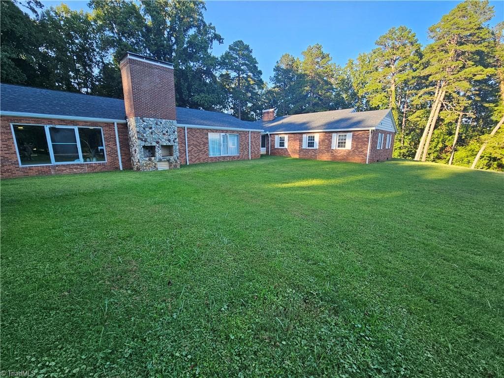 Stick/Site Built at 143 James Street, Elkin NC 28621, photo 9 of 40