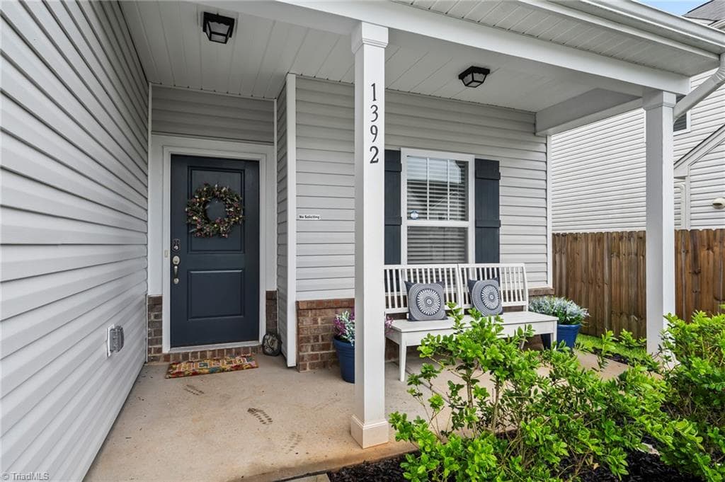 Stick/Site Built at 1392 Finwick Drive, Pfafftown NC 27040, photo 3 of 42