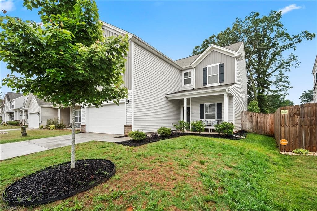 1392 Finwick Drive, Pfafftown NC 27040