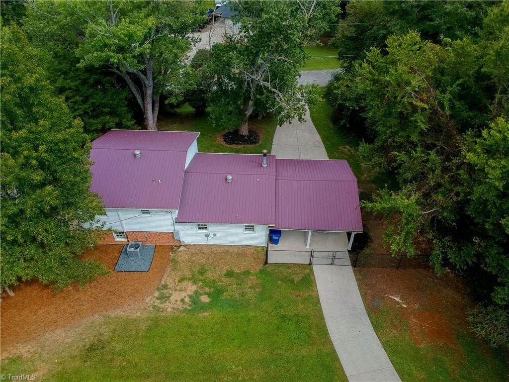 Stick/Site Built at 5511 Windemere Circle, Trinity NC 27370, Trinity, photo 26 of 38