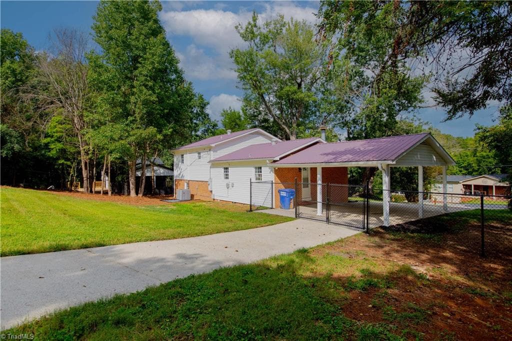 Stick/Site Built at 5511 Windemere Circle, Trinity NC 27370, Trinity, photo 32 of 38