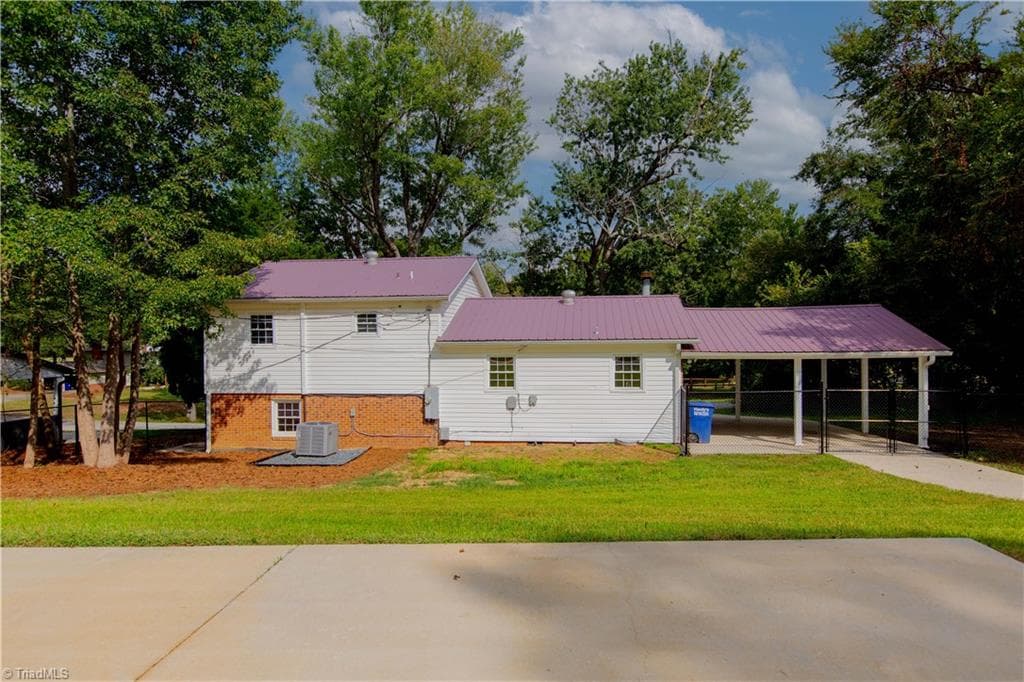 Stick/Site Built at 5511 Windemere Circle, Trinity NC 27370, Trinity, photo 33 of 38