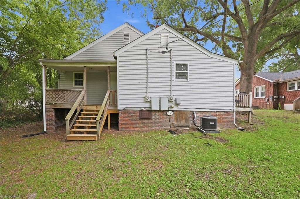 Duplex at 324 W Kime Street, Burlington NC 27215, Burlington, photo 33 of 38