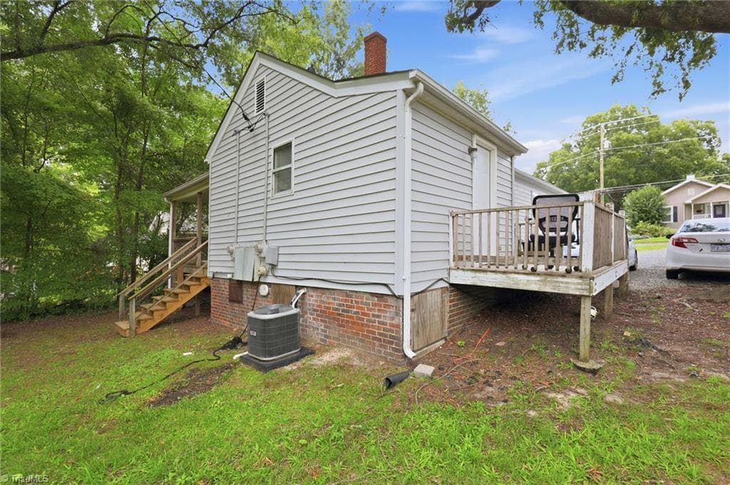 Duplex at 324 W Kime Street, Burlington NC 27215, Burlington, photo 31 of 38