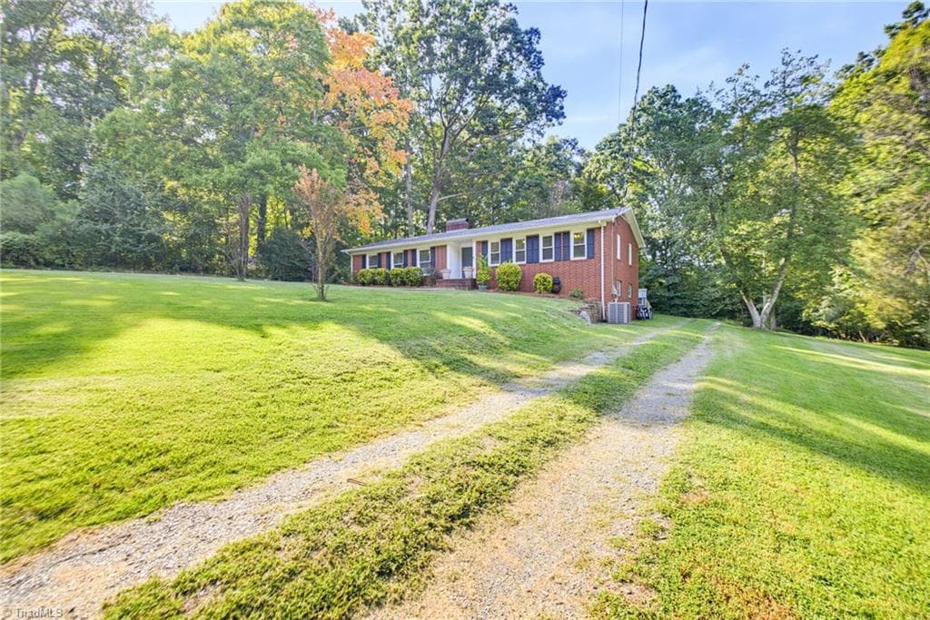 Stick/Site Built at 628 Kennedy Country Drive, Asheboro NC 27205, photo 41 of 42