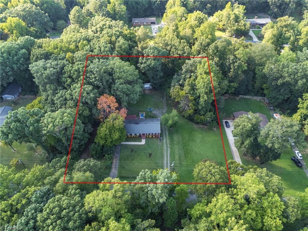 Stick/Site Built at 628 Kennedy Country Drive, Asheboro NC 27205, photo 31 of 42