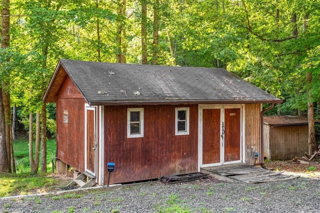 Stick/Site Built at 558 Throckmorton Road, Madison NC 27025, Madison, photo 57 of 96