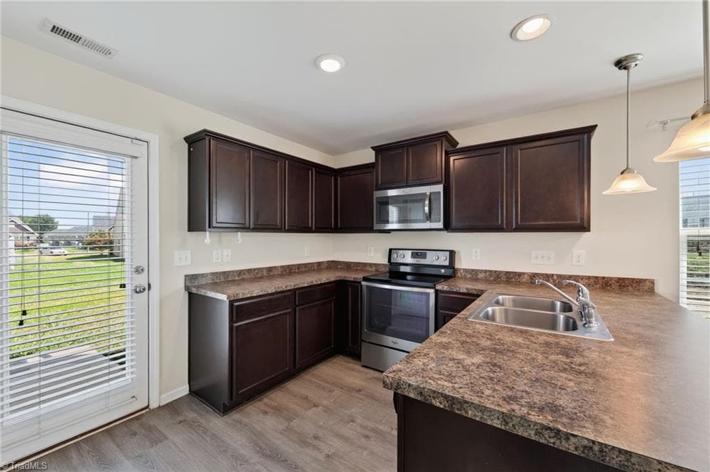Stick/Site Built at 7361 Garett Park Drive, Burlington NC 27377, Burlington, photo 12 of 47