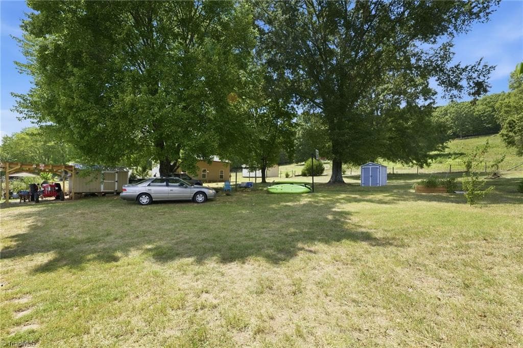Stick/Site Built at 122 Turner Road, Mayodan NC 27027, photo 27 of 33