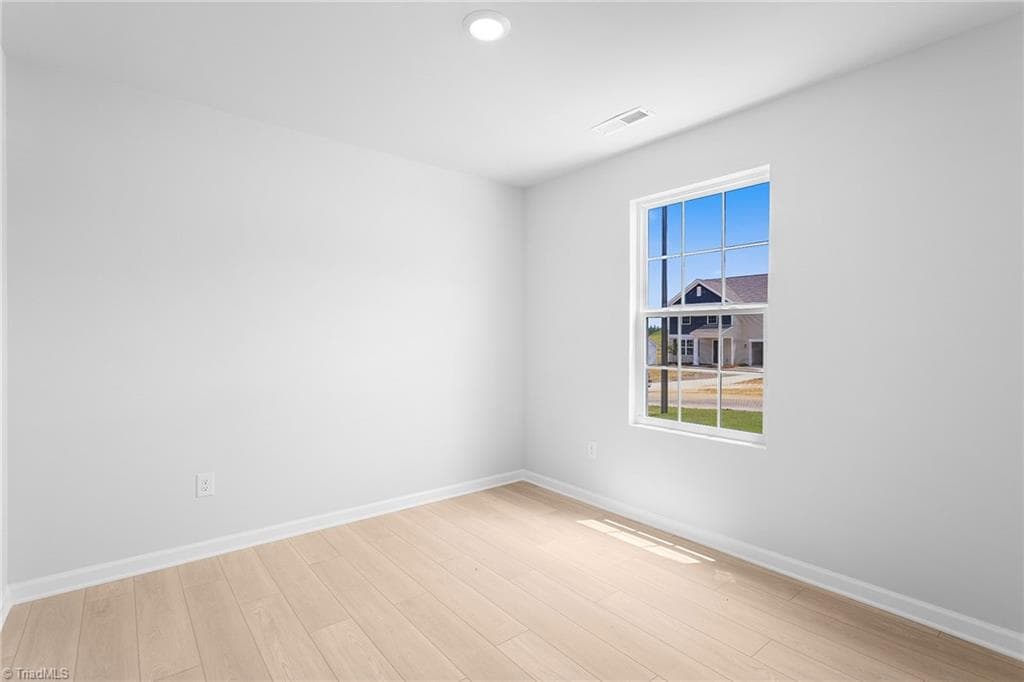 Stick/Site Built at 1 Blue Quail Drive, Kernersville NC 27284, photo 6 of 36