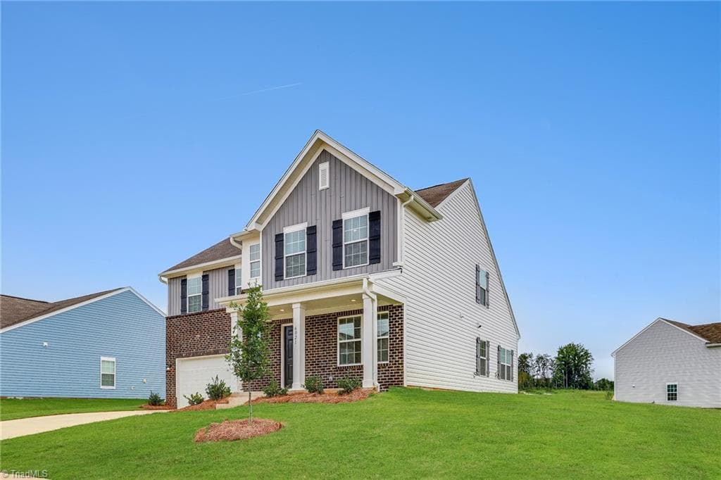 Stick/Site Built at 2 Blue Quail Drive, Kernersville NC 27284, photo 2 of 34