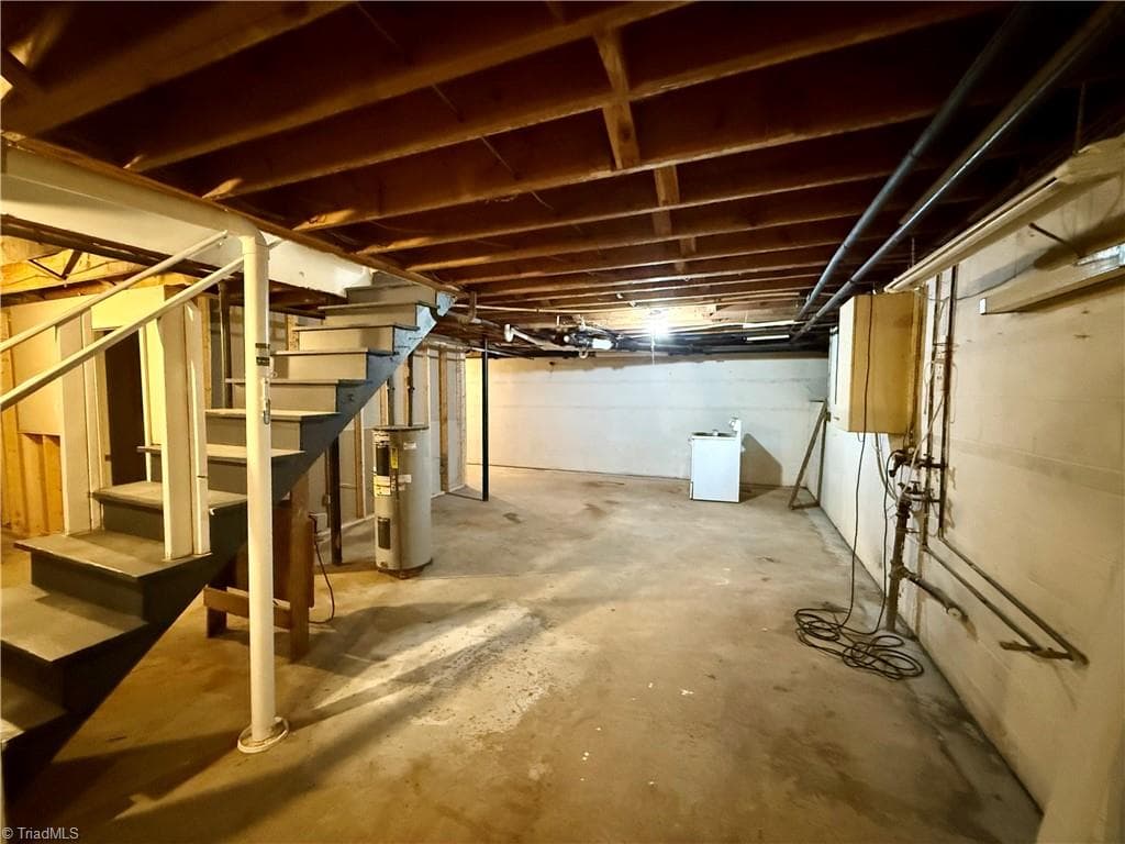 Stick/Site Built at 316 Old Hollow Road, Winston-Salem NC 27105, Winston-Salem, photo 23 of 28