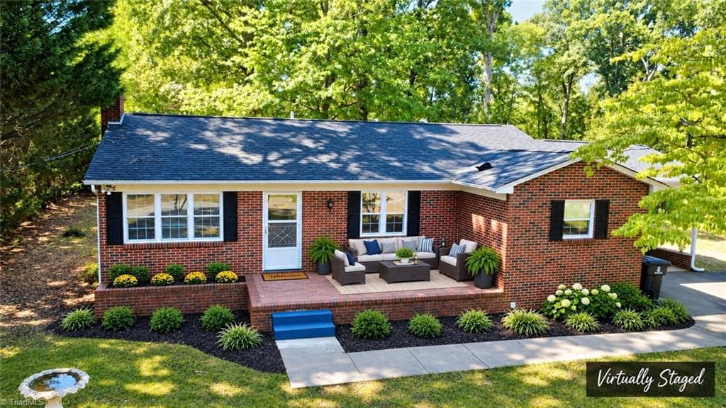316 Old Hollow Road, Winston-Salem NC 27105