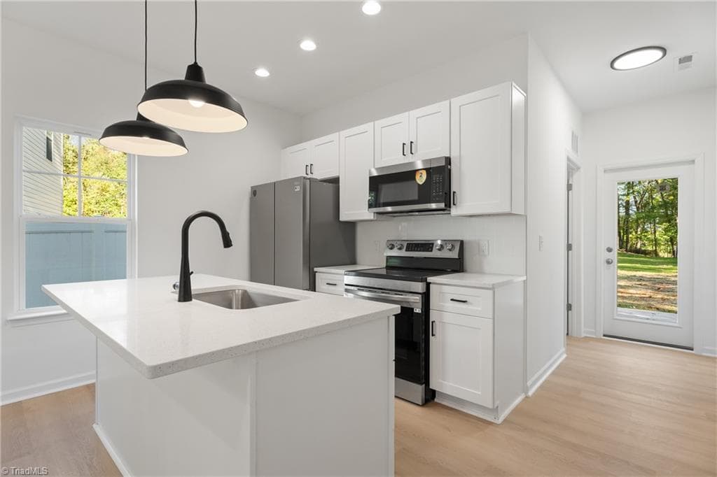 Stick/Site Built at 113 Barlow Circle, Winston-Salem NC 27105, photo 10 of 26