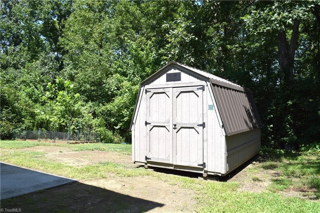 Stick/Site Built at 1015 Cayley Court, High Point NC 27260, photo 30 of 36