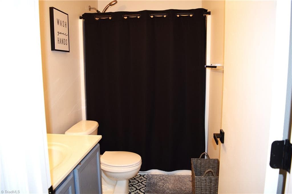 Stick/Site Built at 1015 Cayley Court, High Point NC 27260, photo 29 of 36