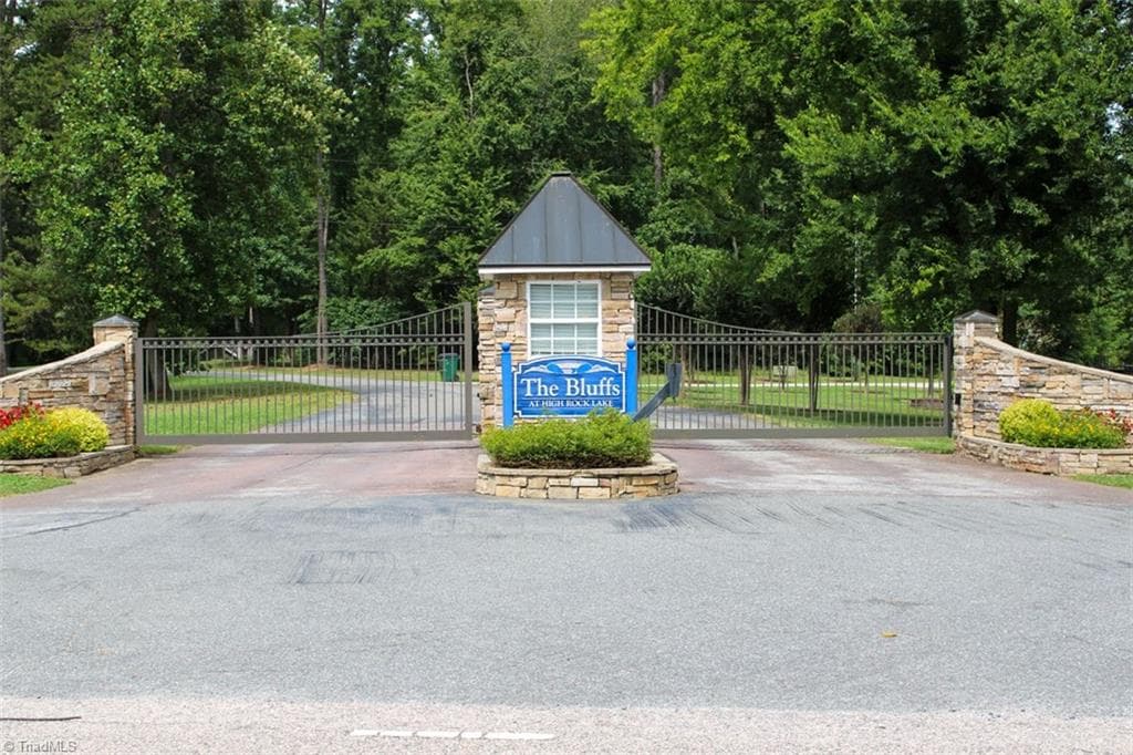 Single Family Residence at 238 Bluff Lane, Salisbury NC 28146, Salisbury, photo 15 of 21