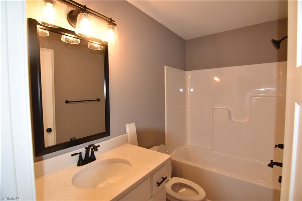 Stick/Site Built at 311 Cedar Lodge Road, Thomasville NC 27360, photo 12 of 16