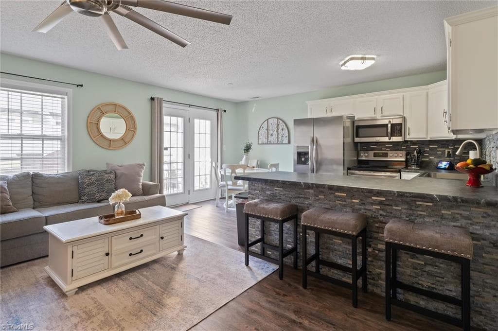 Stick/Site Built at 307 Skiles Heights # D, Thomasville NC 27360, Thomasville, photo 6 of 24