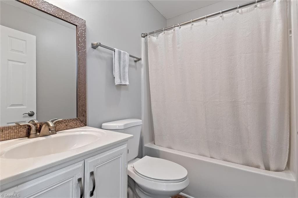 Stick/Site Built at 307 Skiles Heights # D, Thomasville NC 27360, Thomasville, photo 19 of 24