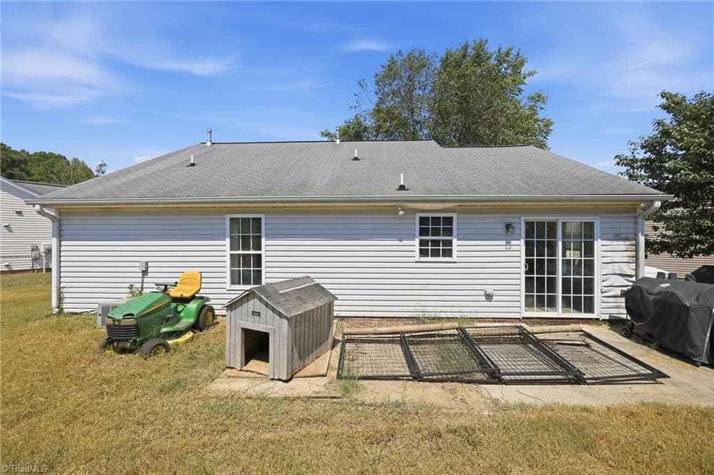 Stick/Site Built at 306 Walden Ridge Court, Winston-Salem NC 27127, Winston-Salem, photo 28 of 33
