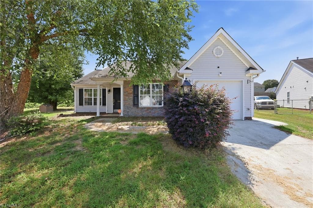 Stick/Site Built at 306 Walden Ridge Court, Winston-Salem NC 27127, Winston-Salem, photo 25 of 33