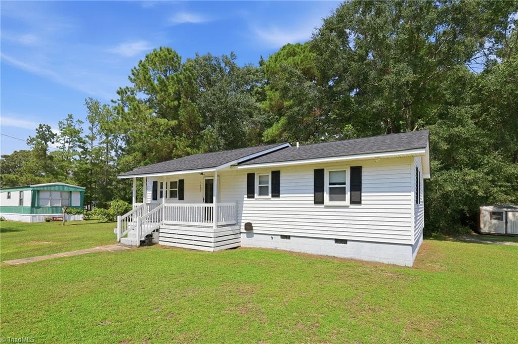 Stick/Site Built at 1450 Baldwin Branch Church Road, Elizabethtown NC 28337, photo 2 of 50