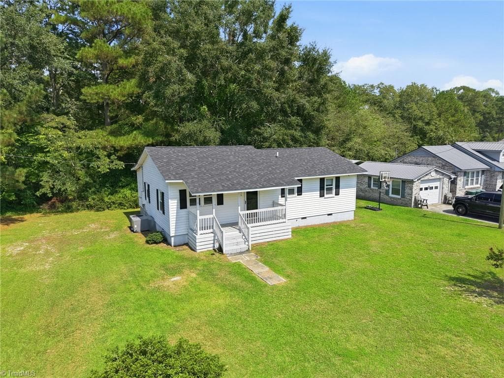 Stick/Site Built at 1450 Baldwin Branch Church Road, Elizabethtown NC 28337, photo 45 of 50