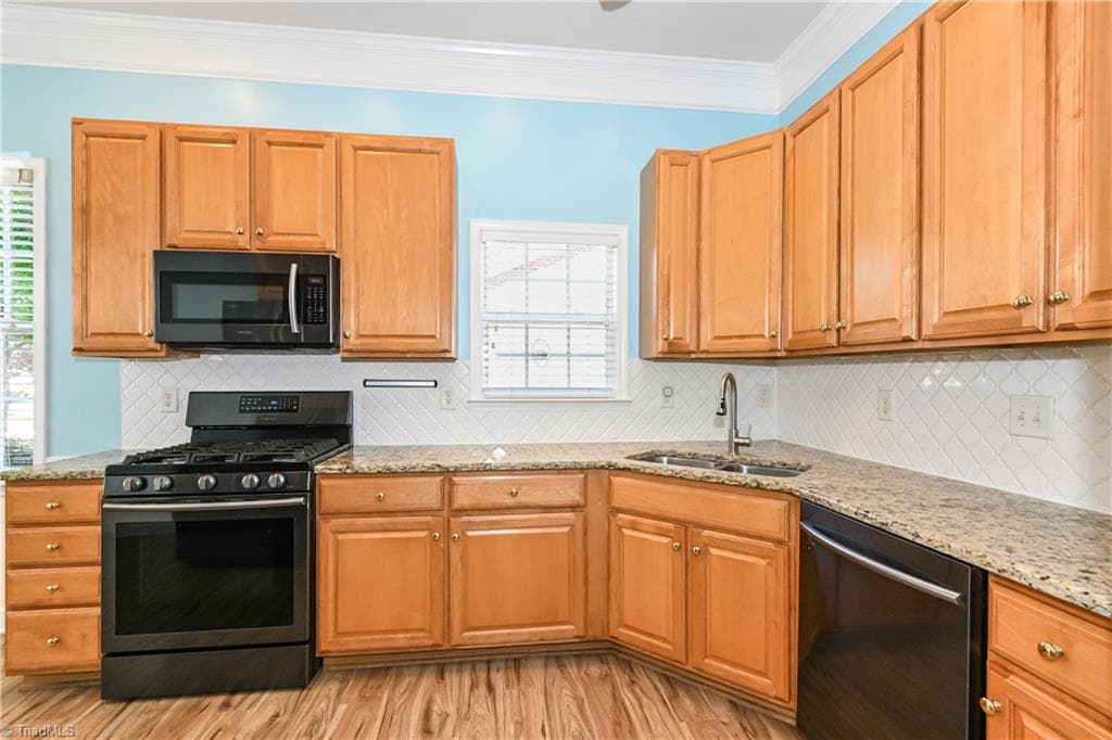 Stick/Site Built at 5010 Cobbler Ridge Court, Greensboro NC 27455, photo 14 of 43
