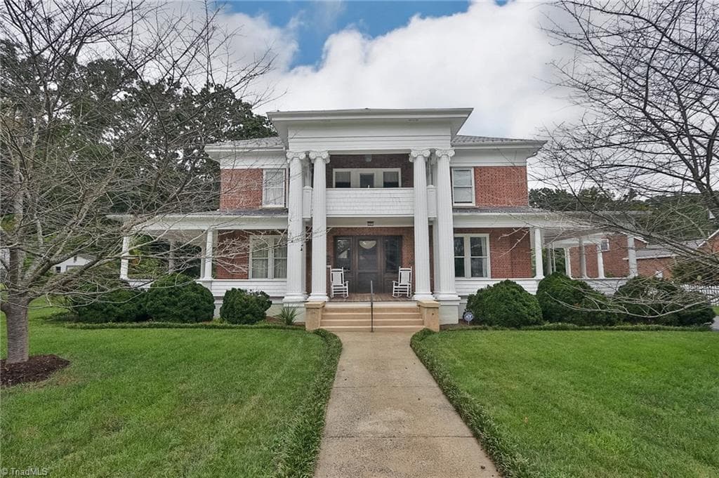Stick/Site Built at 418 W Main Street, Elkin NC 28621, photo 2 of 49