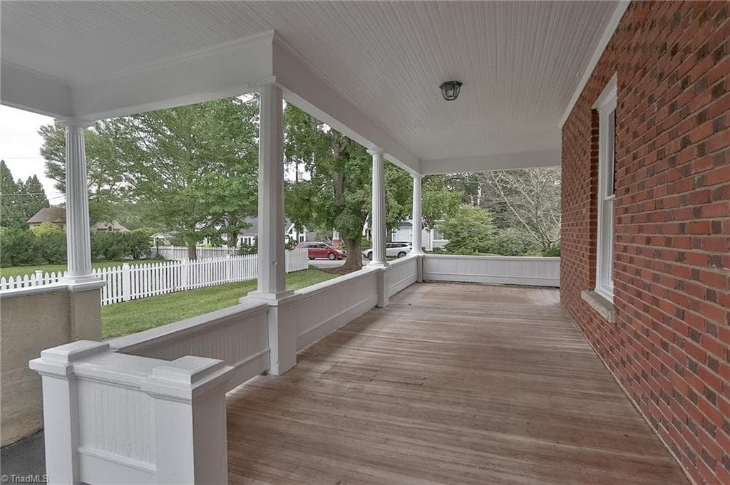 Stick/Site Built at 418 W Main Street, Elkin NC 28621, photo 7 of 49