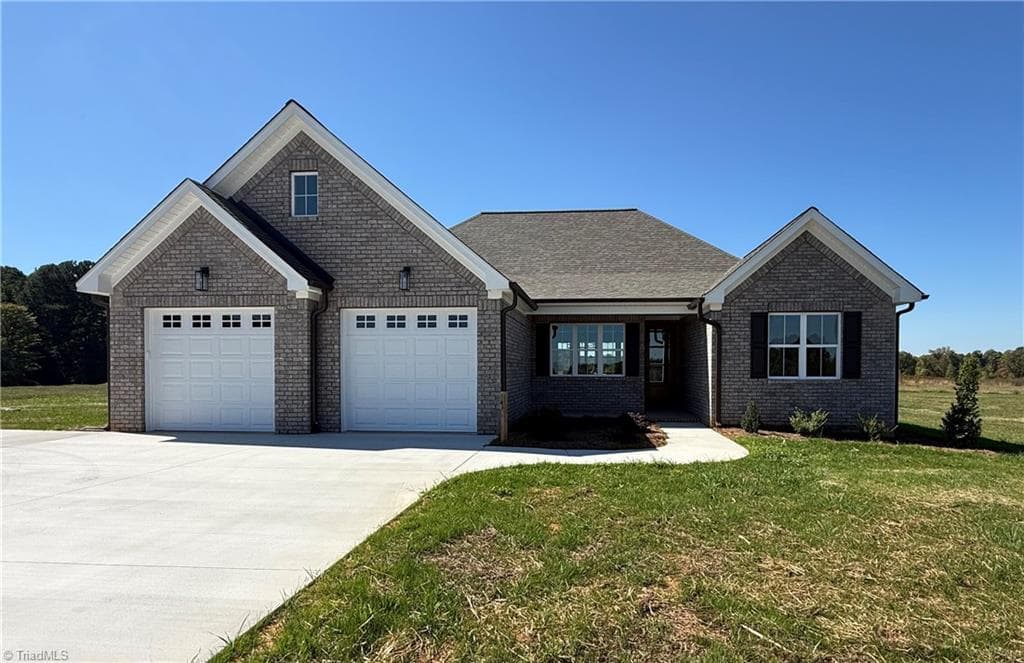 144 Greenhill Road, Mocksville NC 27028