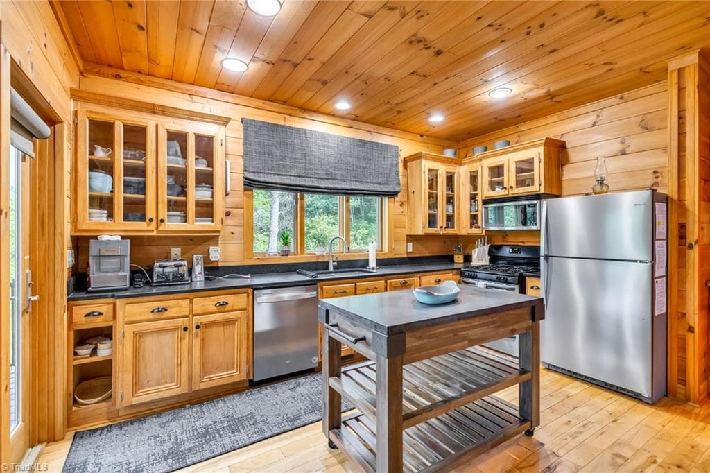 Stick/Site Built at 309 Flint River Drive, Laurel Springs NC 28644, photo 12 of 48