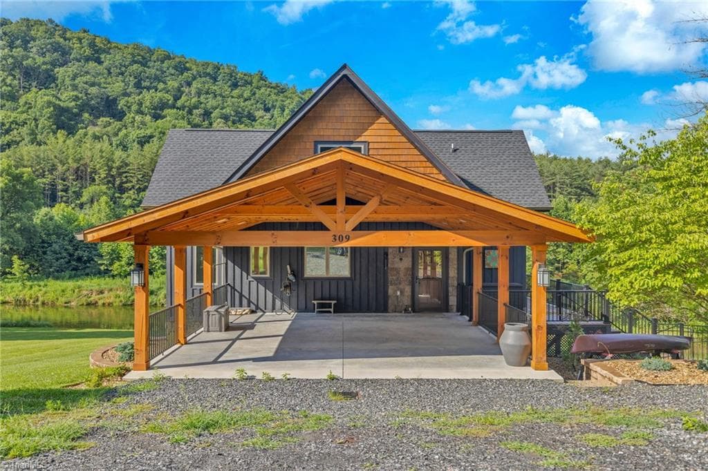 Stick/Site Built at 309 Flint River Drive, Laurel Springs NC 28644, photo 8 of 48