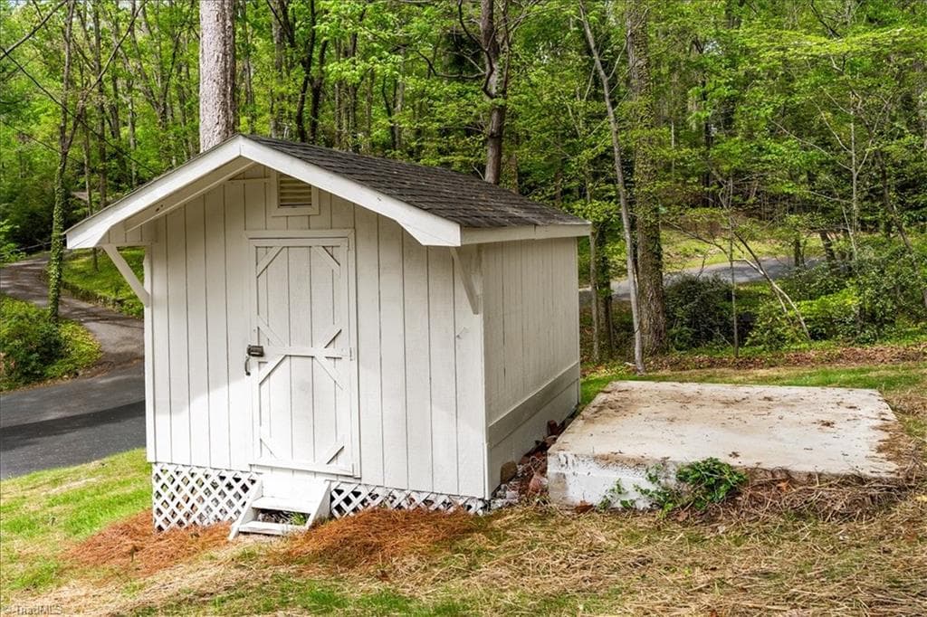 Stick/Site Built at 714 Edgewood Road, Asheboro NC 27205, Asheboro, photo 81 of 86
