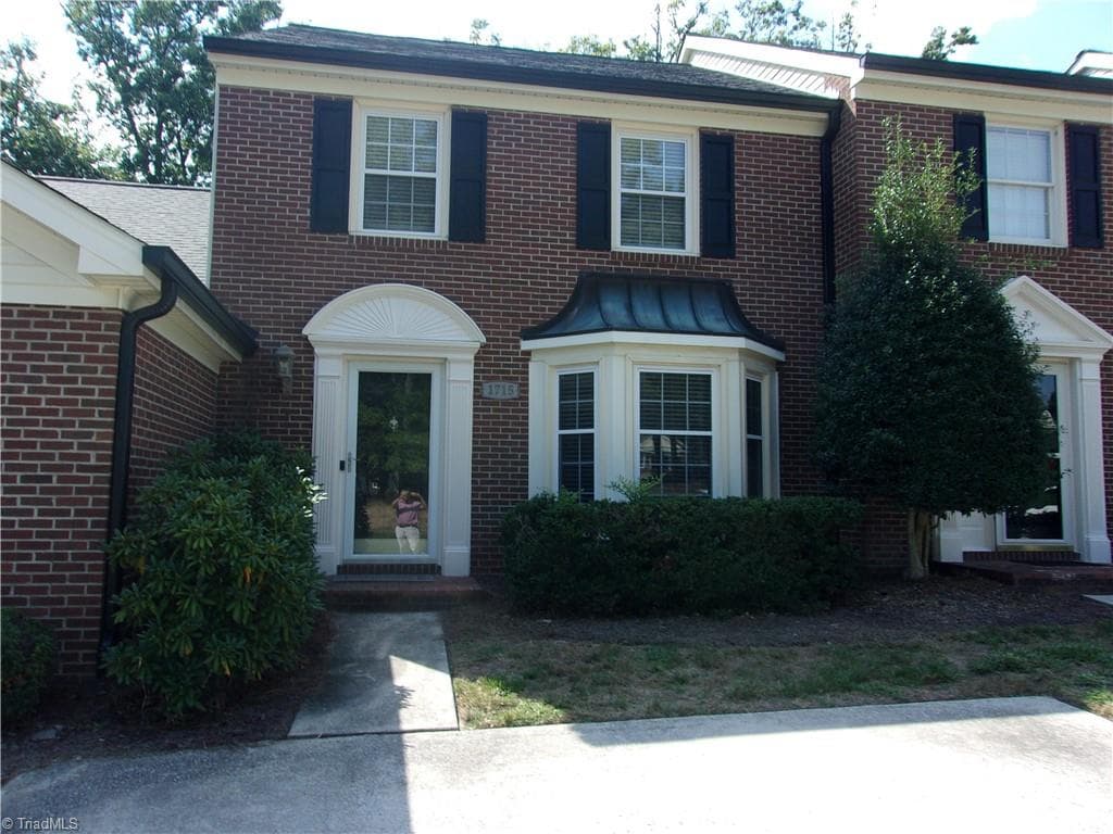 Stick/Site Built at 1715 Ternberry Road, High Point NC 27262, photo 28 of 32