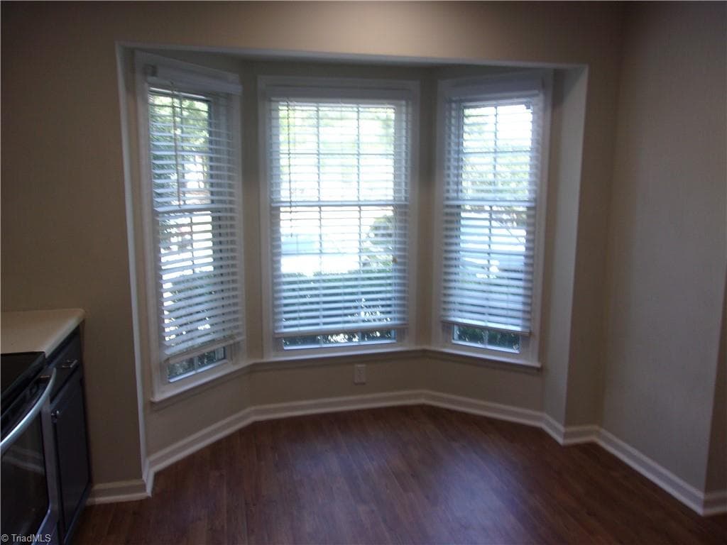 Stick/Site Built at 1715 Ternberry Road, High Point NC 27262, photo 9 of 32