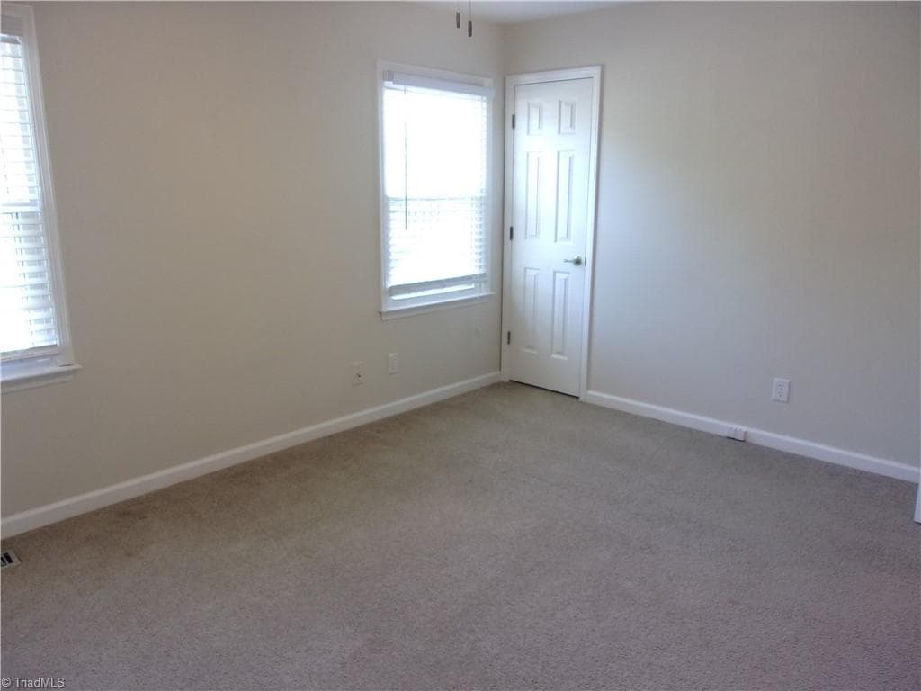 Stick/Site Built at 1715 Ternberry Road, High Point NC 27262, photo 19 of 32