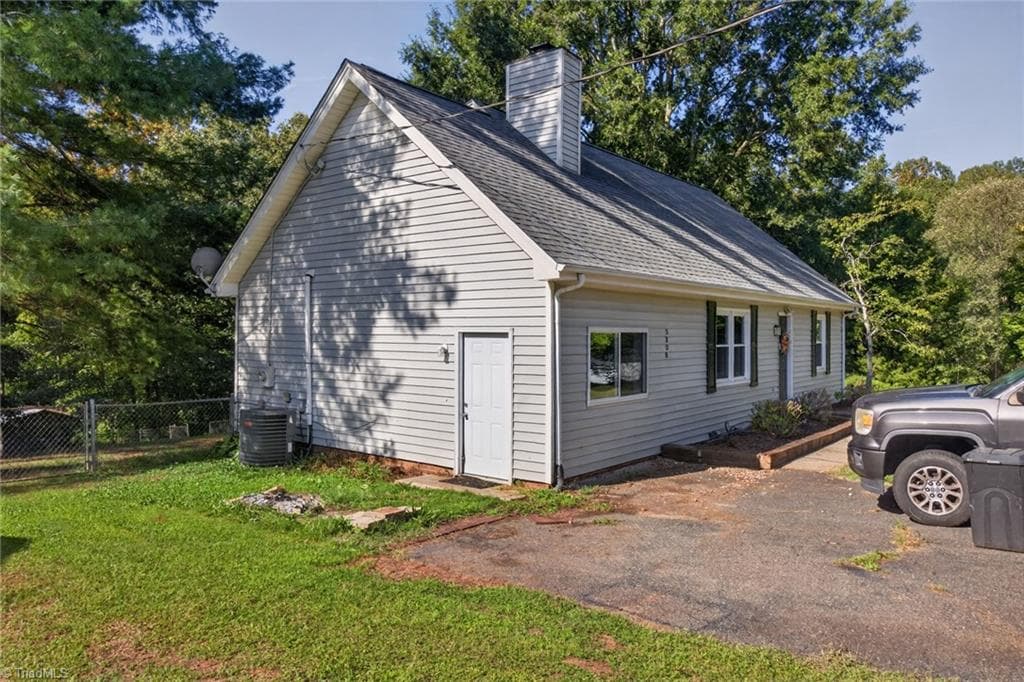 Stick/Site Built at 5308 Oswego Court, Tobaccoville NC 27050, photo 2 of 25