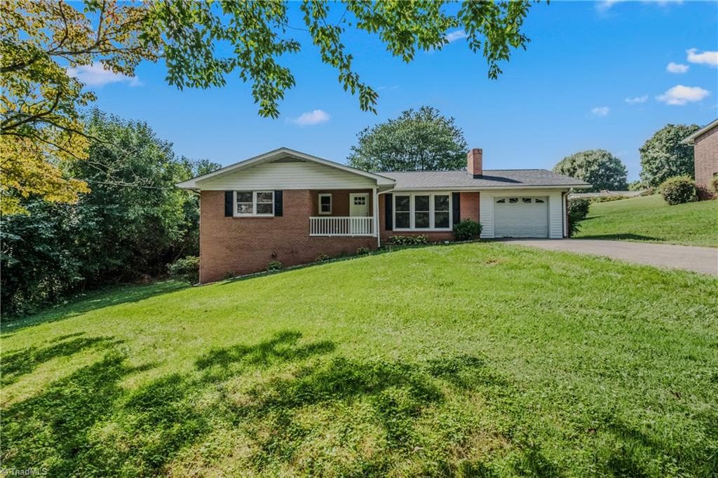 2149 Margaret Drive, Mount Airy NC 27030