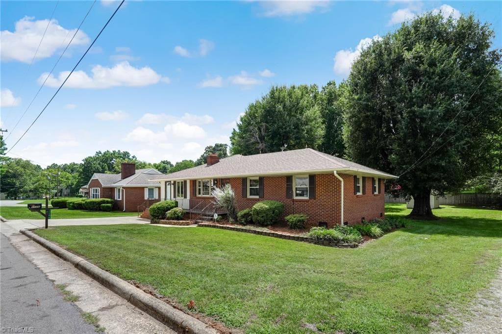 Stick/Site Built at 1106 Walnut Street, Reidsville NC 27320, Reidsville, photo 9 of 90