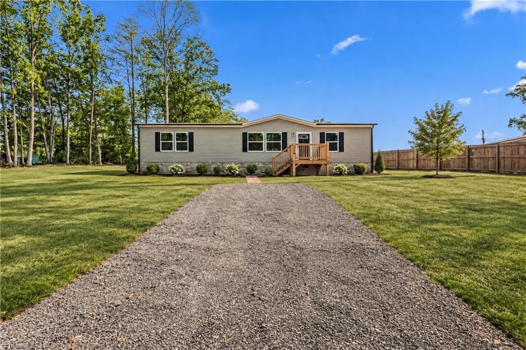 116 Brookfield Drive, Mount Airy NC 27030