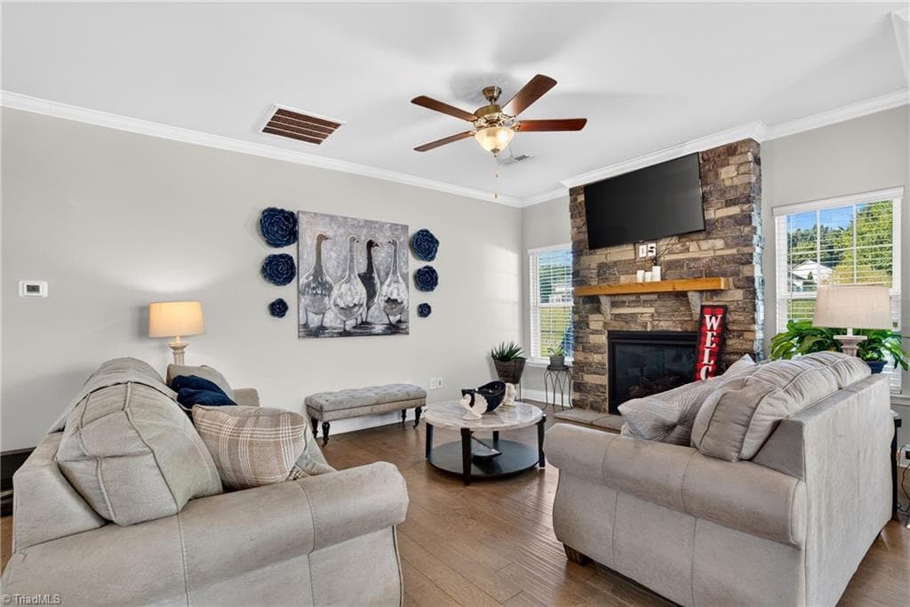 Stick/Site Built at 4013 Brayden Drive, High Point NC 27265, photo 12 of 50