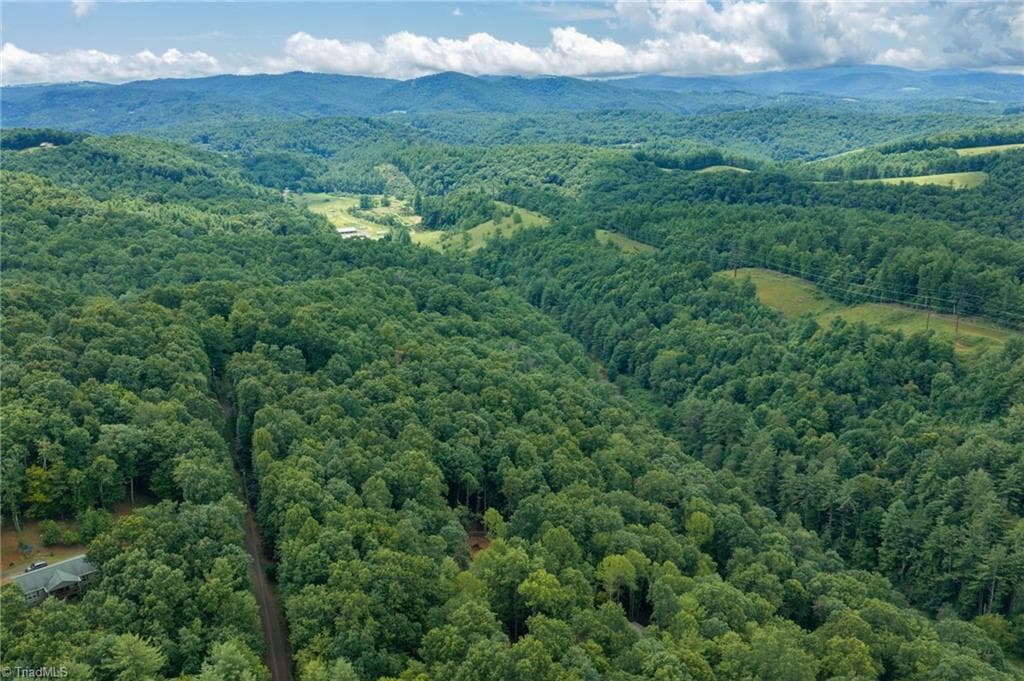 Stick/Site Built at 363 Switchback Lane, West Jefferson NC 28694, photo 39 of 41