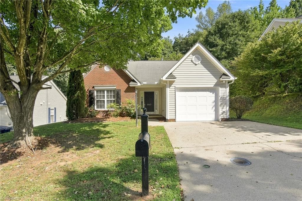 5117 Oakhurst Park Court, Kernersville NC 27284