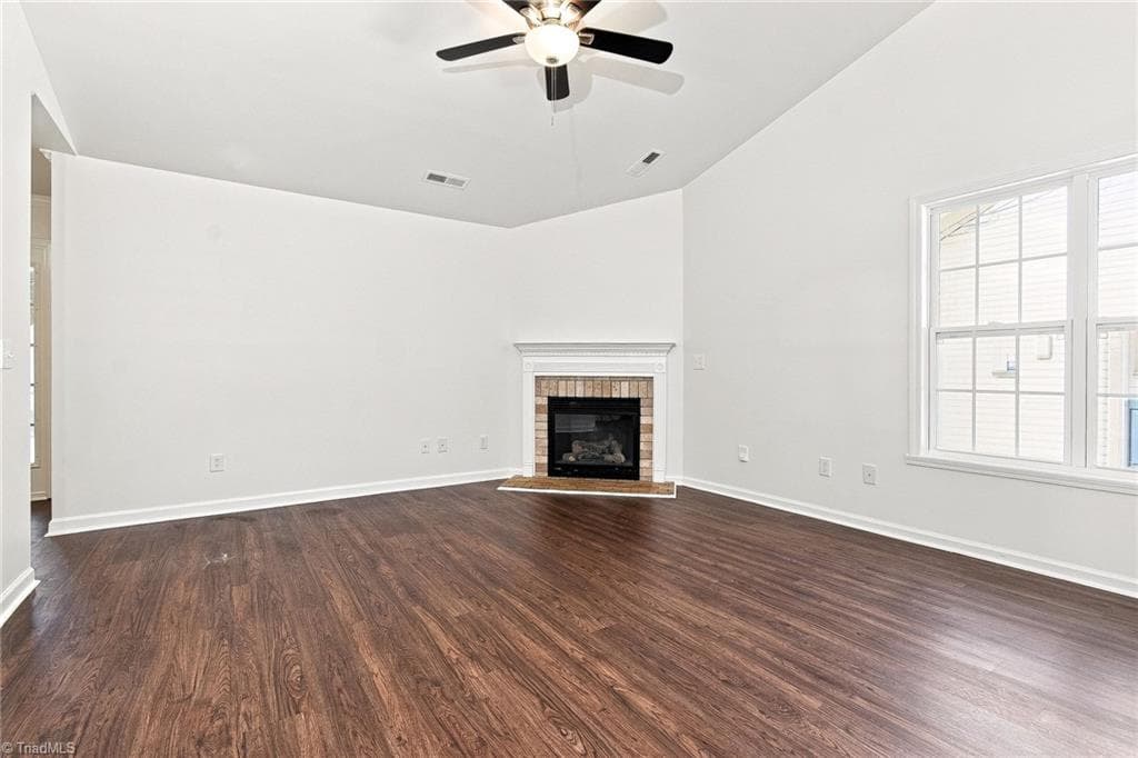 Stick/Site Built at 5117 Oakhurst Park Court, Kernersville NC 27284, Kernersville, photo 9 of 30